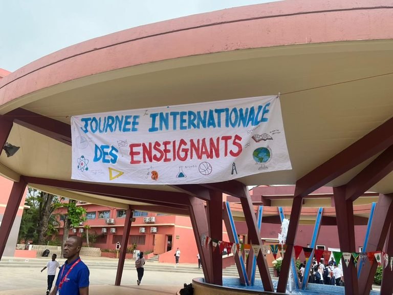 Journée mondiale des enseignants : une reconnaissance renforcée pour ceux qui forment les générations